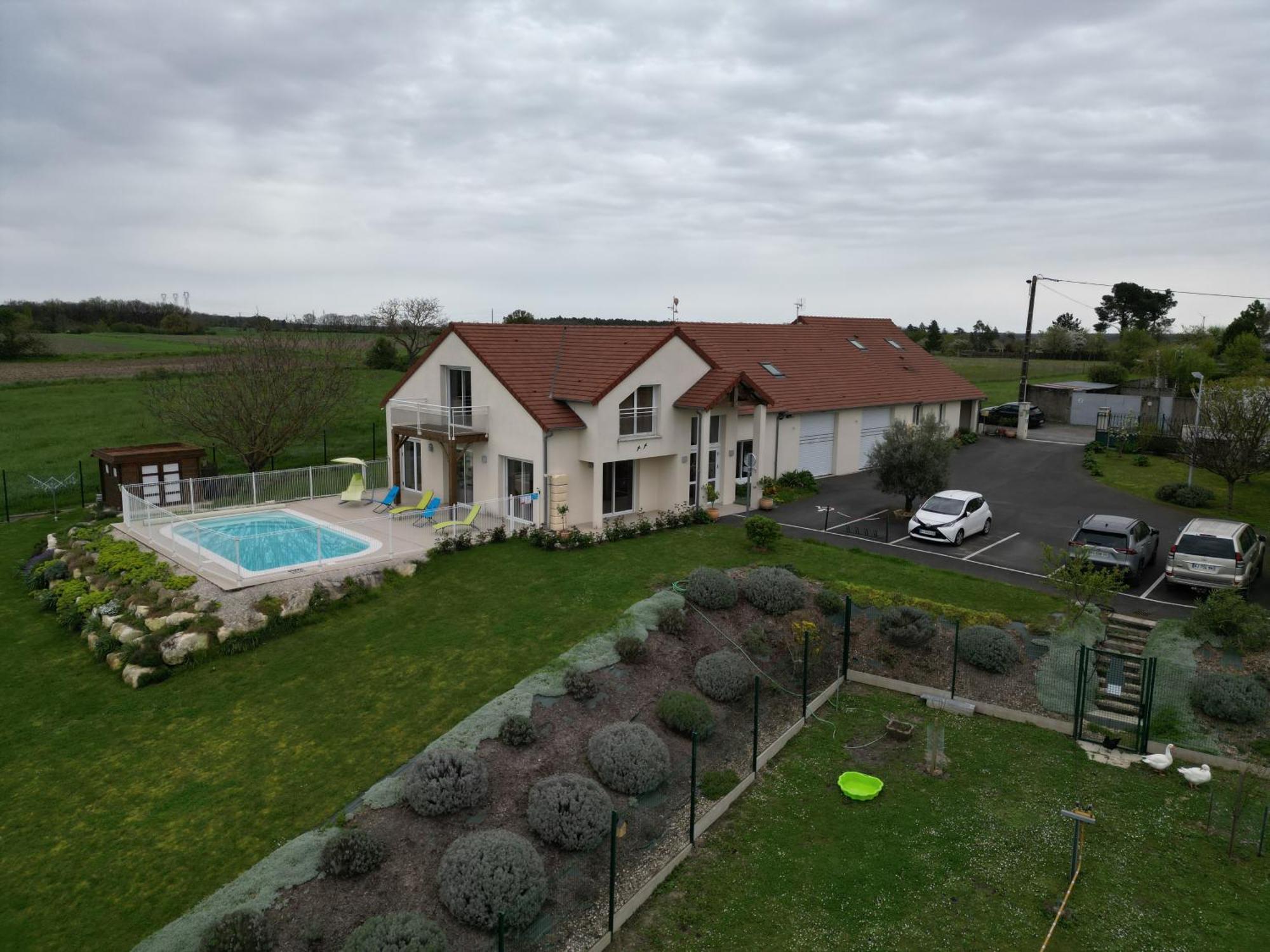 Gite Montgolfière 6 Personnes Châtellerault Esterno foto